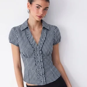 Striped Collared Button Down Fitted Puff Sleeve Top in Pageant Blue and Classic White